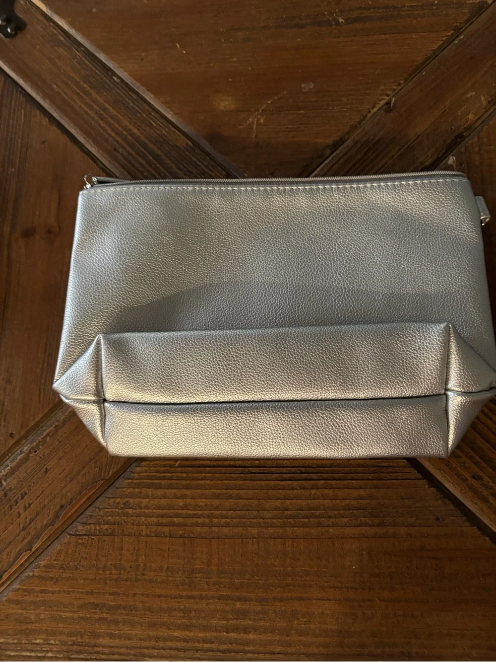 thirty-one Metallic Silver Makeup Pouch